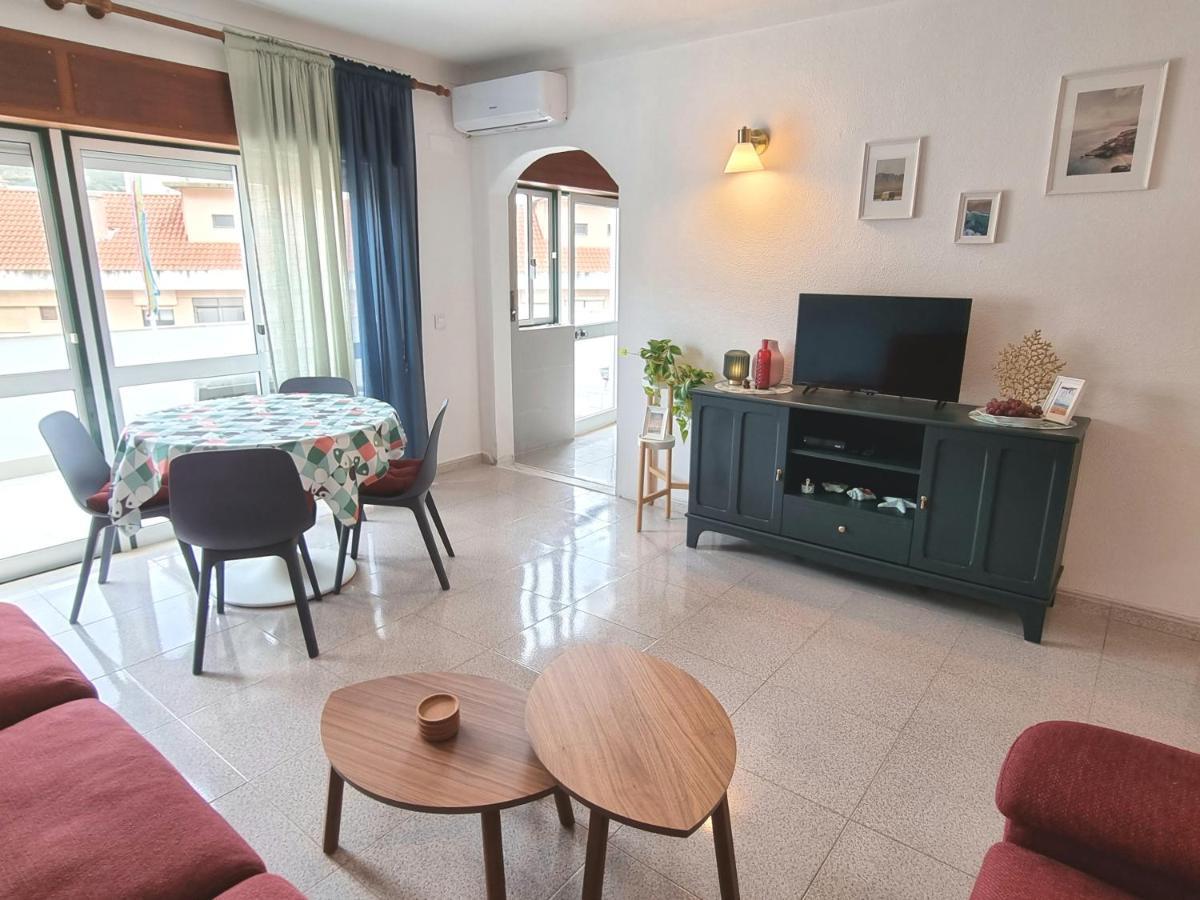 Casa Mar E Sol, New Apartment Near The Beach With Balcony Sesimbra Exterior foto